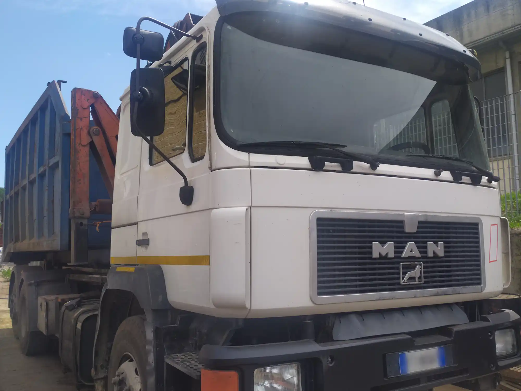 Irom srl - Camion al lavoro